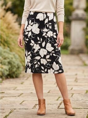J. JILL Petite Medium Black Floral Pull-On Midi Knit Skirt PM